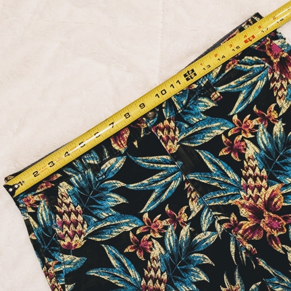 George Men's Shorts Hawaiian Tropical  Floral Print Multicolored sz 34 Inseam 8" - Picture 8 of 12